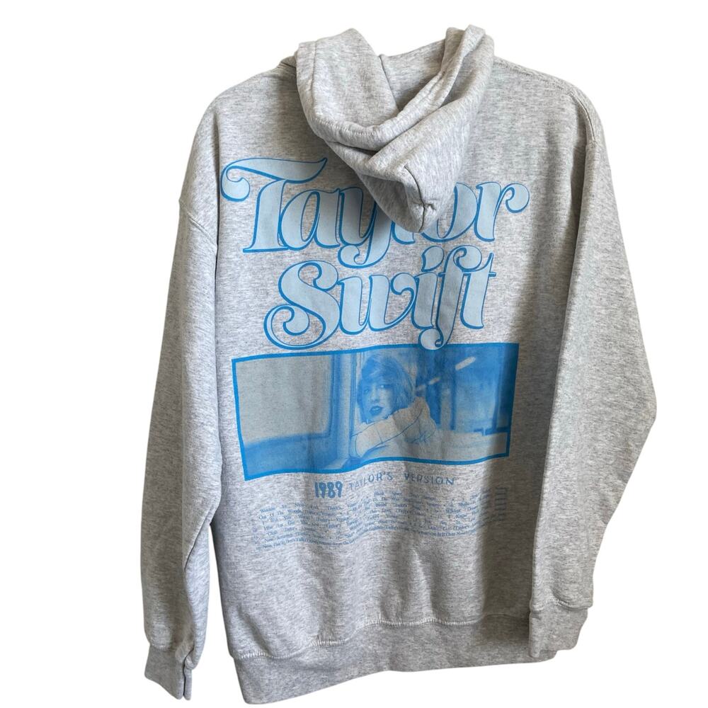 Taylor Swift 1989 Taylor's Version Hooded Sweatshirt Size Medium